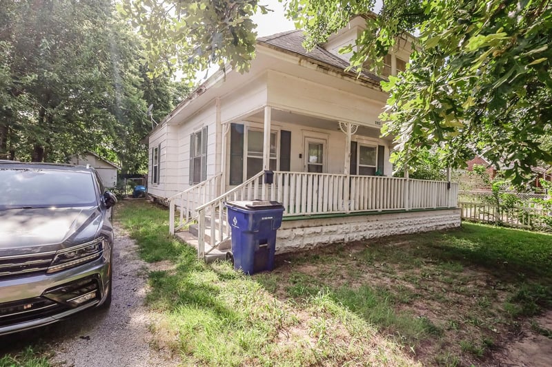 1911 Saint Francis, Wichita, KS 67211