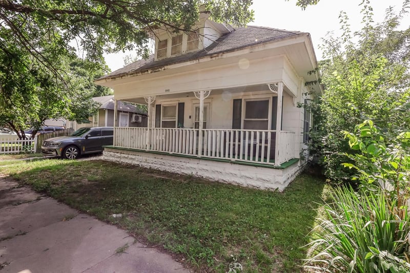 1911 Saint Francis, Wichita, KS 67211