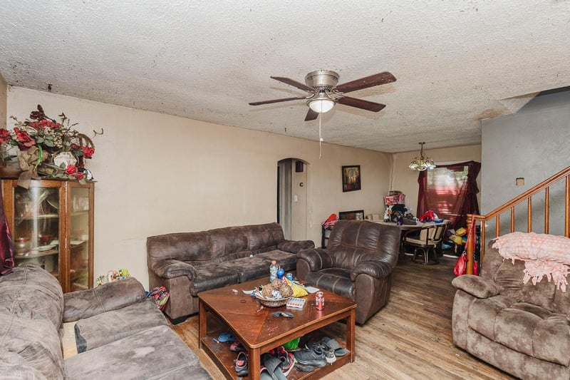 739 Crestway , Wichita, KS 67218