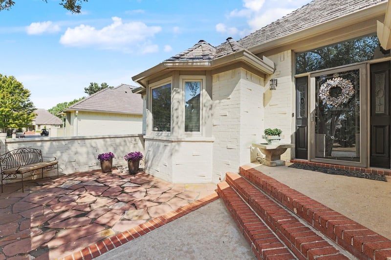 9426 E Woodspring, Wichita, KS 67226
