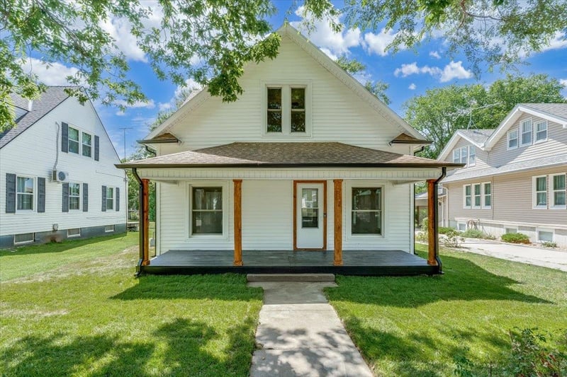 215 Sturges St, Potwin, KS 67123