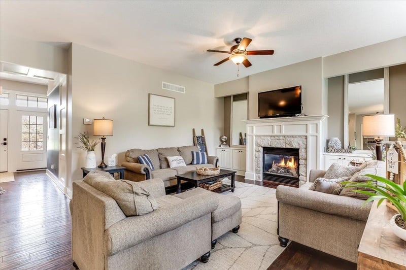 1656 Logan Ps, Andover, KS 67002