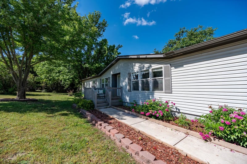 1905 Sunny Hills, El Dorado, KS 67042