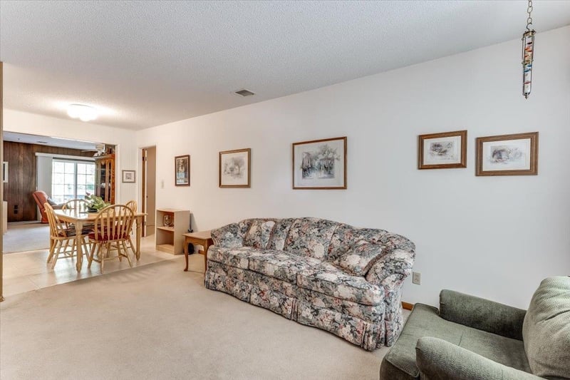3415 Bonn , Wichita, KS 67217