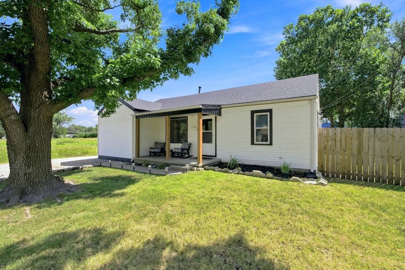 332 Florence , Wichita, KS 67212