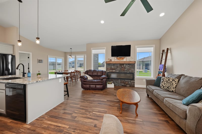 2744 Wet Stone Dr, Salina, KS 67401