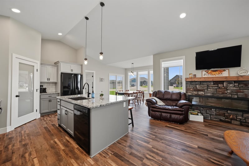 2744 Wet Stone Dr, Salina, KS 67401