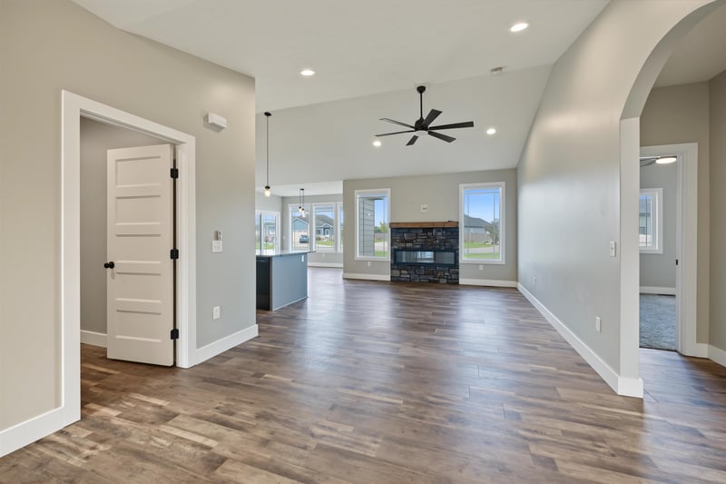 2744 Wet Stone Dr, Salina, KS 67401