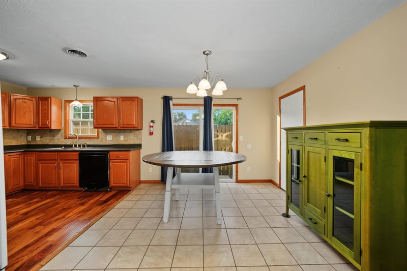 620 Hamilton Ave, Salina, KS 67401
