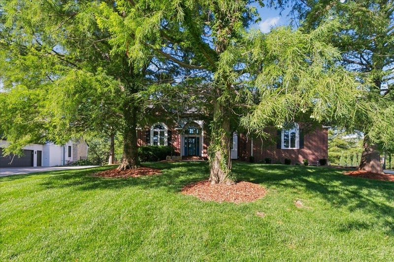 13715 Pinnacle Dr, Wichita, KS 67230