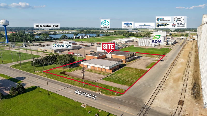 906 Halstead St, Hutchinson, KS 67501