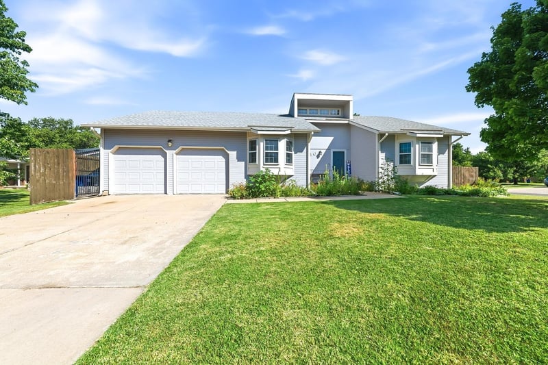 1150 Burrus St, Wichita, KS 67207