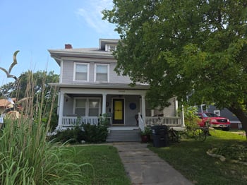 3240 E Country Club Pl, Wichita, KS 67208