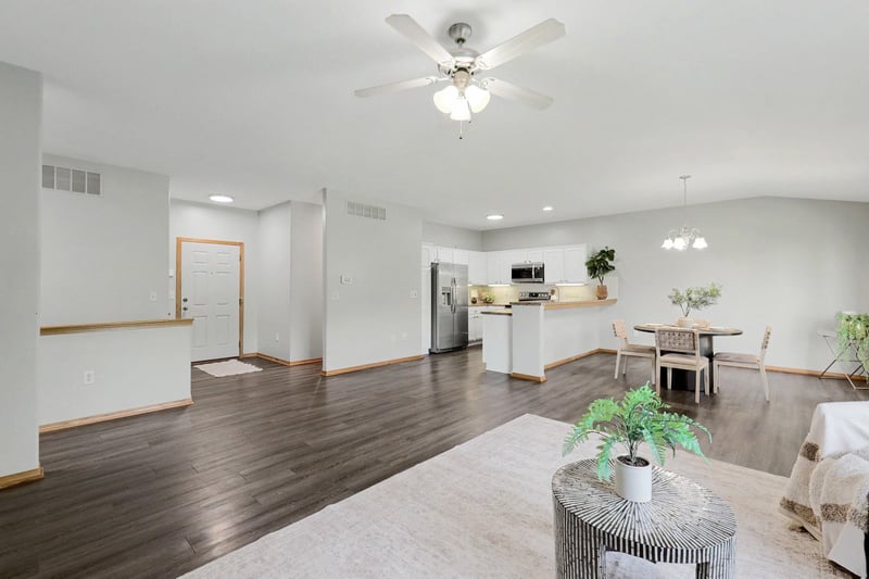 8025 W Suncrest, Wichita, KS 67212
