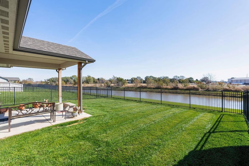 896 Cloverleaf , Goddard, KS 67052