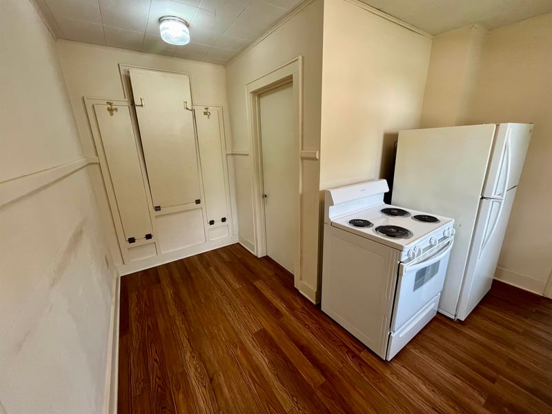 302 3rd , Newton, KS 67114