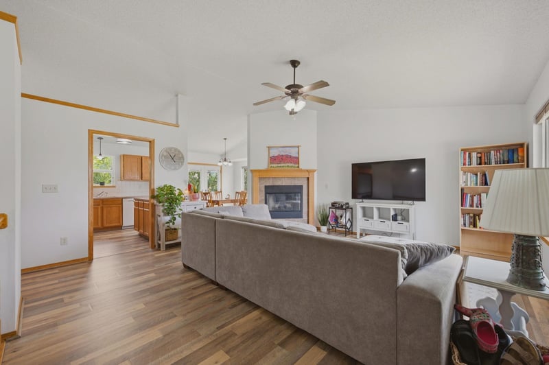 1510 Decker , Wichita, KS 67235