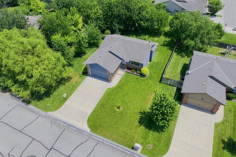 1510 Decker , Wichita, KS 67235