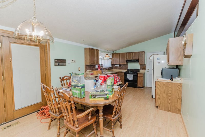 8606 E Cherry Creek, Wichita, KS 67207