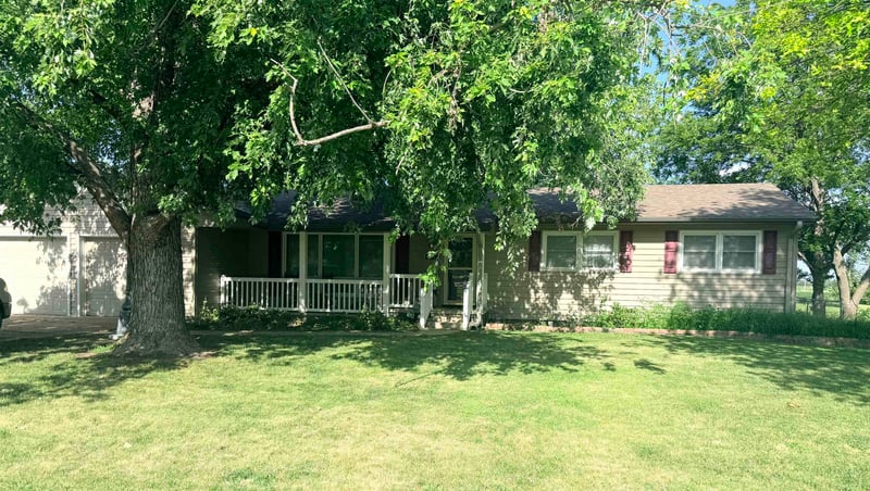 220 Adams , Hillsboro, KS 67063