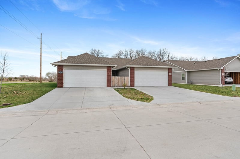 5501 Colburn , Wichita, KS 67220