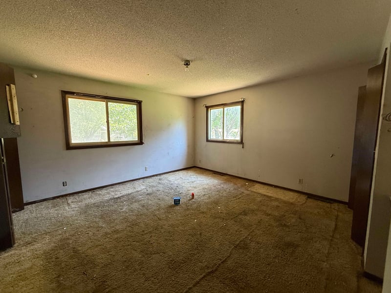 1319 Joyce St, El Dorado, KS 67042