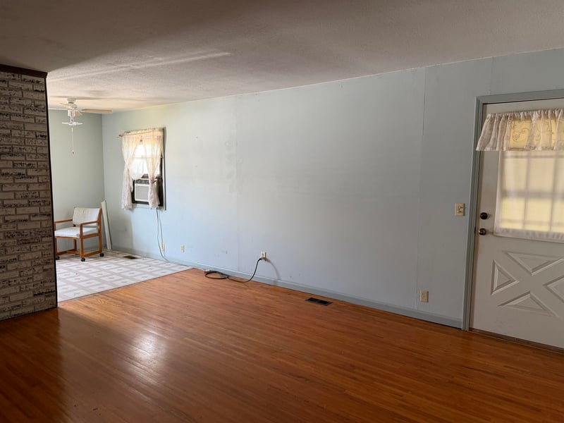 6649 Randall , Wichita, KS 67219