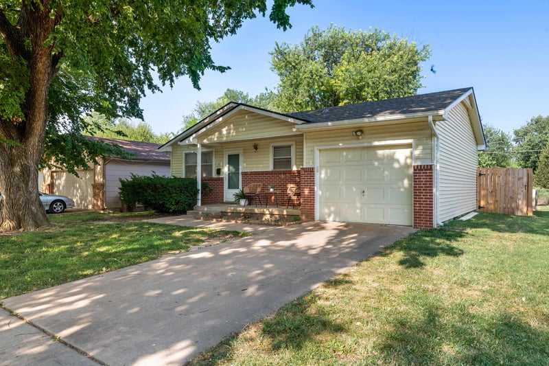 763 Mount Carmel Ave, Wichita, KS 67203