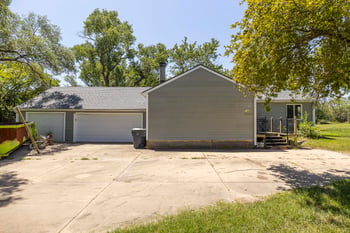 10001 103rd , Mulvane, KS 67110