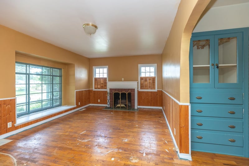 524 Brown St, Salina, KS 67401