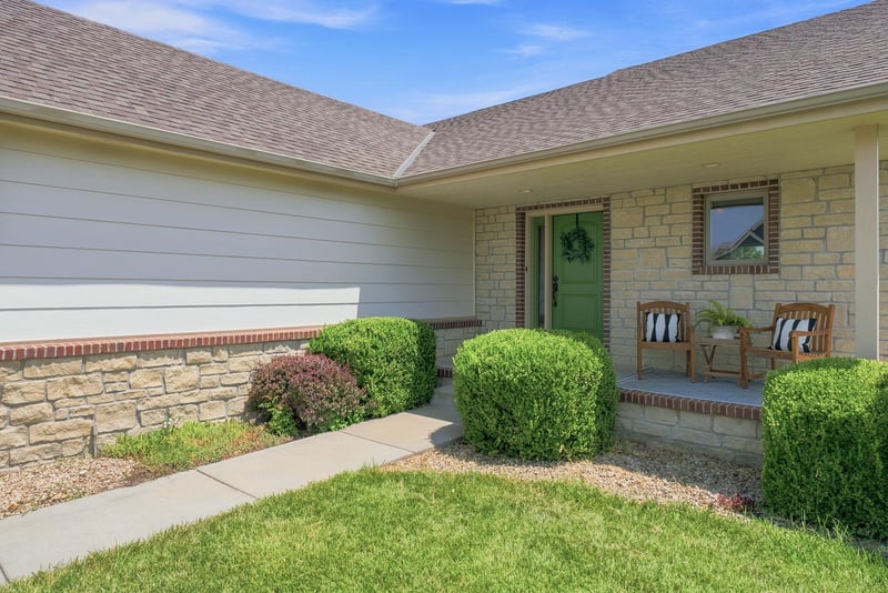 2534 Davin Cir, Wichita, KS 67226