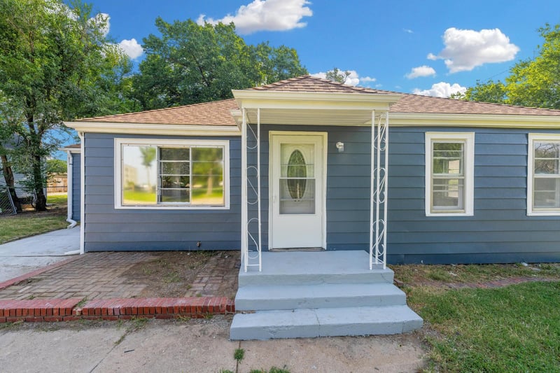 2122 Erie Ave, Wichita, KS 67214