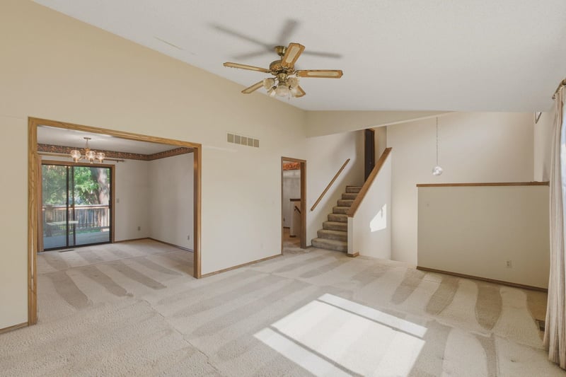 2107 Murray Cir, Wichita, KS 67212