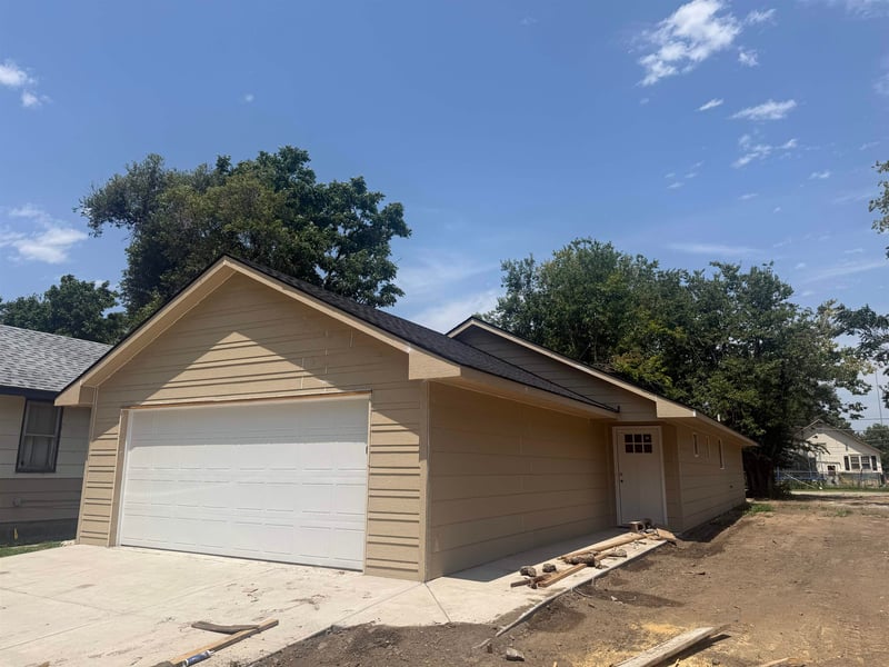 1118 Munnell , Wichita, KS 67213