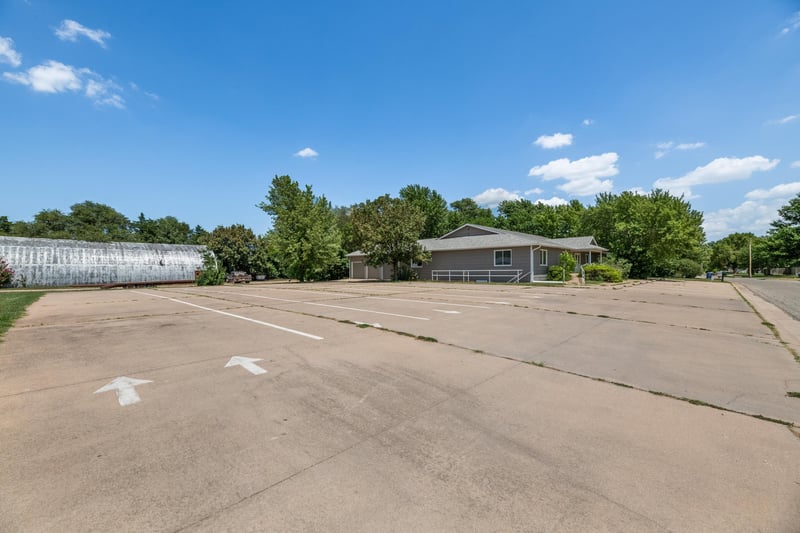 106 Shadybrook , Cheney, KS 67025
