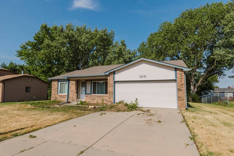 3231 N Brookfield, Wichita, KS 67226