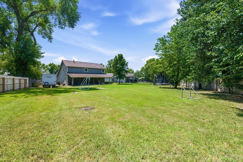 714 Lisa Ln, Mulvane, KS 67110