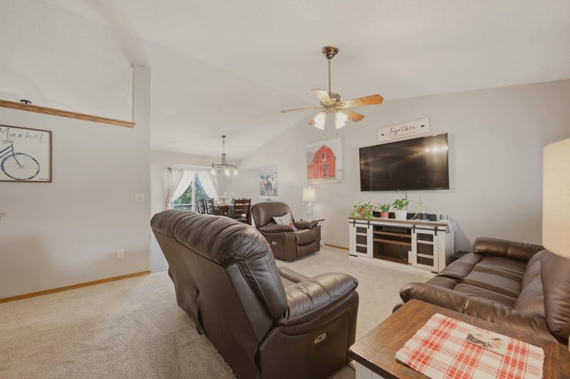 2502 Lark Ln, Wichita, KS 67215