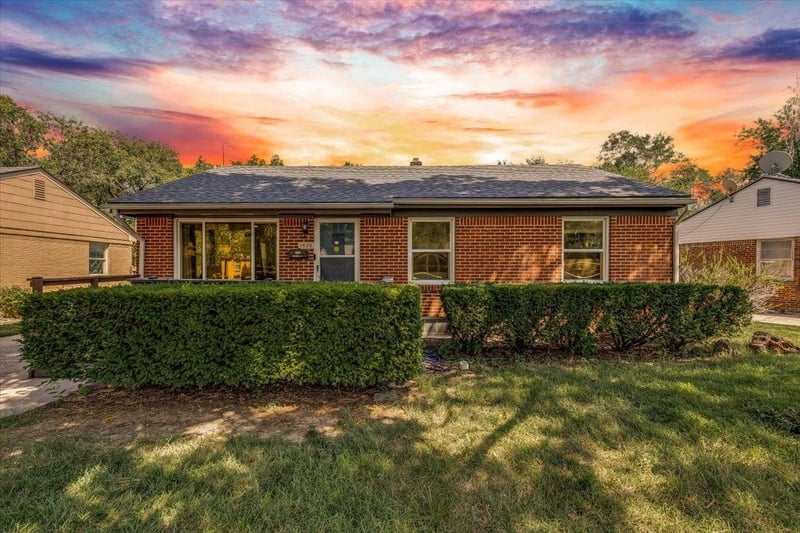 1920 Fabrique Dr, Wichita, KS 67218-4736