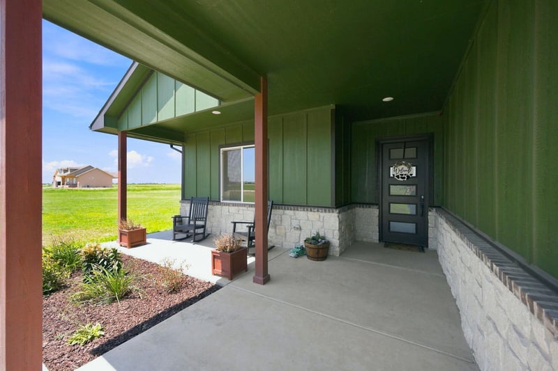 16356 4th , Cheney, KS 67025