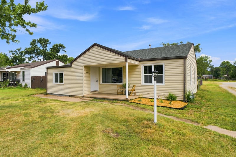 1644 Georgia Ave, Wichita, KS 67216