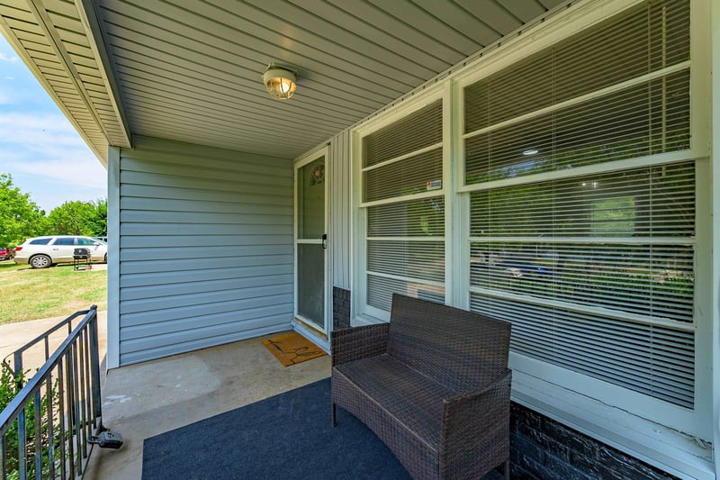 2726 Spruce St, Wichita, KS 67219-4639