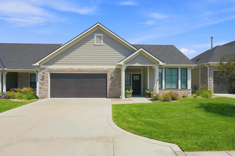 1226 Forestview St, Wichita, KS 67235