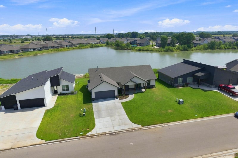 506 Sweetwater Rd, Maize, KS 67101