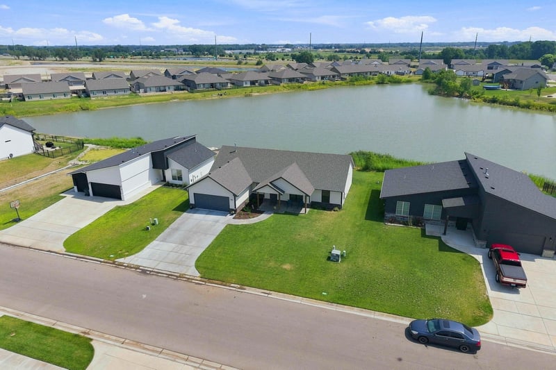 506 Sweetwater Rd, Maize, KS 67101