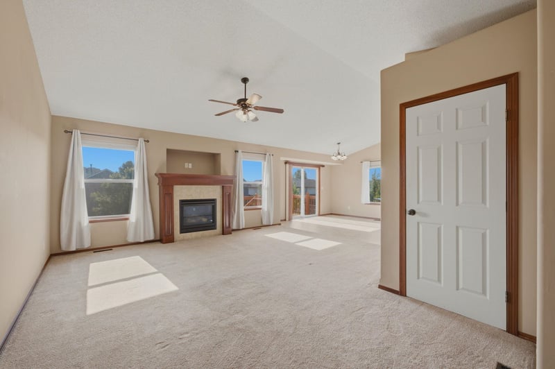 5112 Saker Cir, Wichita, KS 67219