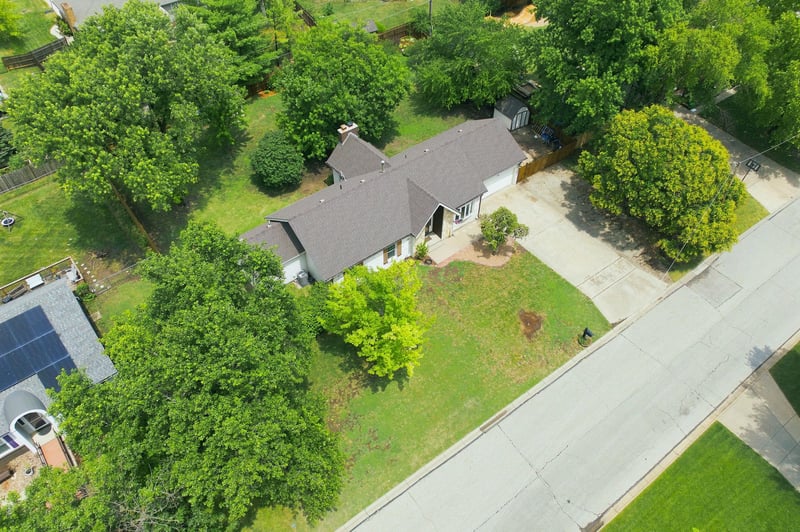 608 Meadow Rd, El Dorado, KS 67042
