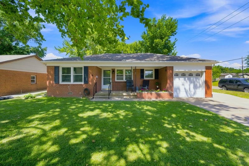 1157 Derby , Derby, KS 67037