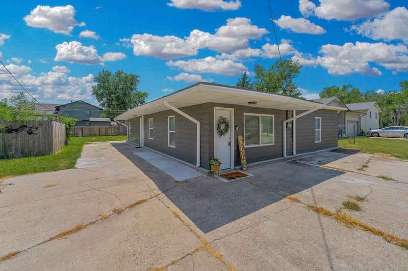 2811 Maxwell , Wichita, KS 67217