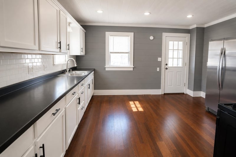 201 Park , Winfield, KS 67156